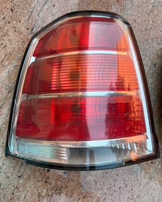 Fanale posteriore  sinistra auto opel zafira