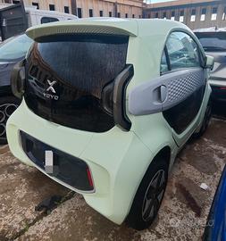 XEV YOYO incidentata per ricambi