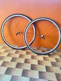 Coppia di ruote in alluminio Ultegra Road tubeless