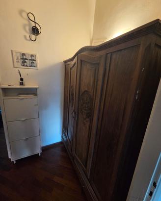 Armadio in legno