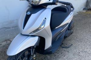 Piaggio Beverly 400 - 2022