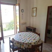 Trilocale con box e posto auto in Borghetto