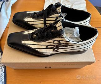 Scarpe Harris taglia 42 esemplare unico