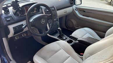 Mercedes A180