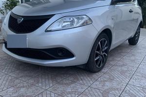 Lancia Ypsilon 1.2 Benzina-Gpl 69 Cv Elef. Blu
