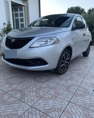 Lancia Ypsilon 1.2 Benzina-Gpl 69 Cv Elef. Blu