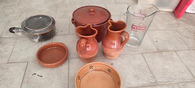 tegami e brocche in terracotta 