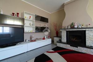 PORZIONE DI BIFAMILIARE A LUZZI