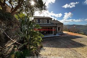 Casa, Cefalù.