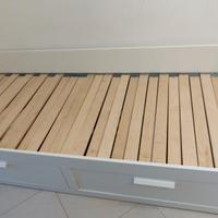 letto matrimoniale con cassettoni