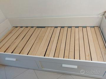 letto matrimoniale con cassettoni