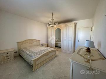 3 LOCALI A SANTA CROCE CAMERINA