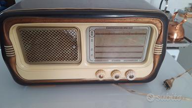 Radio magnadyne fm 11 1950