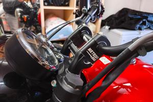 Riser manubrio Royal Enfield Meteor 350