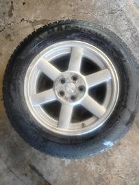 ruota di scorta da 17 con cerchio originale jeep