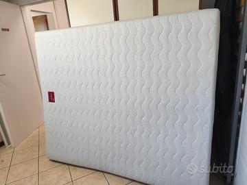 Materasso Memory matrimoniale praticamente nuovo