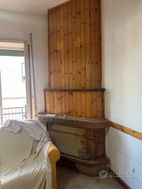 Camino in marmo angolare - struttura decorativa