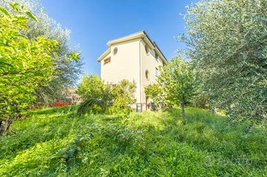 PALAZZINA A ROMA