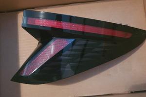 fanale destro tucson 2024 e freccia posteriore 
