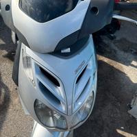 Aprilia sportcity 300