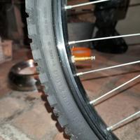 bicicletta cross rosa