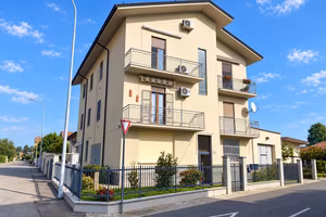 Rif.2460RA17104- appartamento trilocale
