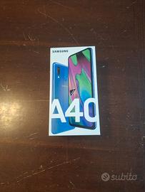 SAMSUNG A40