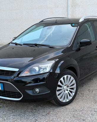 FORD FOCUS 2.0 TITANIUM CAMBIO AUTOMATICO