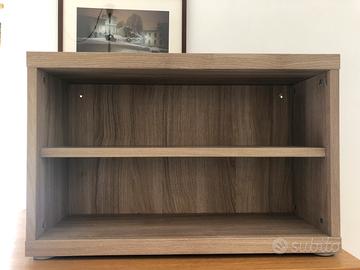 Mobiletto Ikea Besta come nuovo