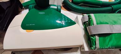 Folletto Vorwerk mod Russel Hobbs 