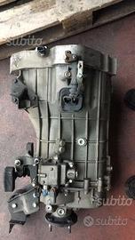 CambioNissan Atleon/Cabstar 3000cc