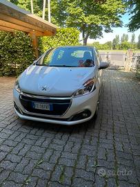Peugeot 208 hdi van