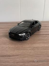 Audi RS 7 Coupé 1/32