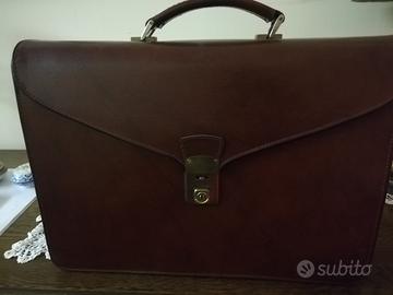 Borsa 24 ore in pelle