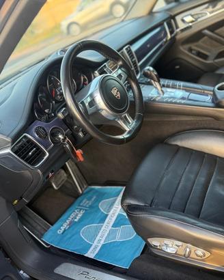 Porsche Panamera finanziabile