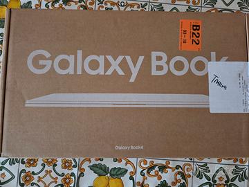 Samsung book4 laptop NUOVO