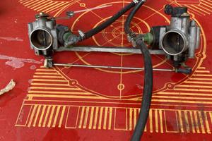 CORPI FARFALLATI MOTO GUZZI V11