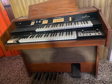 Organo Farfisa