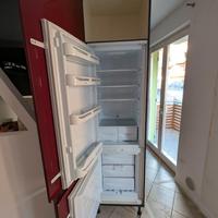 Mobile e frigo a incasso Indesit
