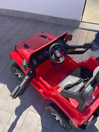 Macchina elettrica bambino jeep