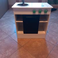 cucina giocattolo in legno