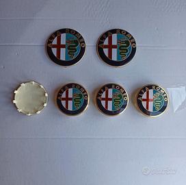 Set stemma e coprimozzo Alfa Romeo 159 Brera