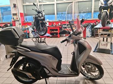 Honda SH 150 - 26285 km - 2017 INCIDENTATO
