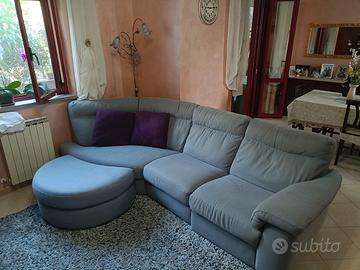 divano con poltrona relax 