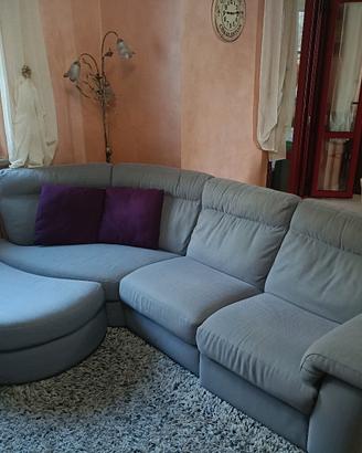divano con poltrona relax 