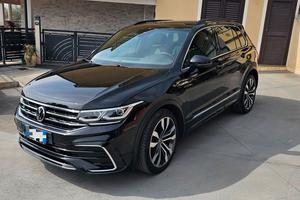 Volkswagen Tiguan 2.0 TDI 150cv DSG R-Line 