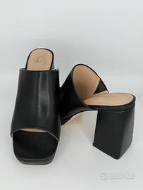 Sabot nere in pelle donna