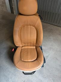 Sedile in pelle lancia ypsilon y