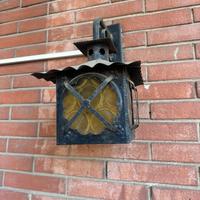 Coppia lampade ferro battuto vetro a rullo giallo