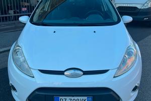 Ford Fiesta Titanium 1.2 benzina 
